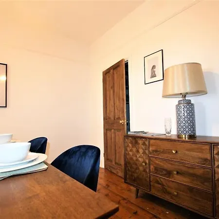 公寓 Lovely 2br With Sunny Garden In Montpelier *