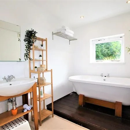 Lovely 2br With Sunny Garden In Montpelier Bristol