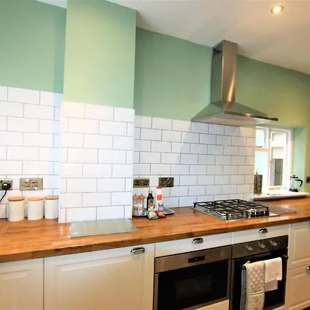 Lovely 2br With Sunny Garden In Montpelier Apartment Bristol