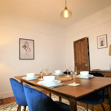 Lovely 2br With Sunny Garden In Montpelier Apartment *